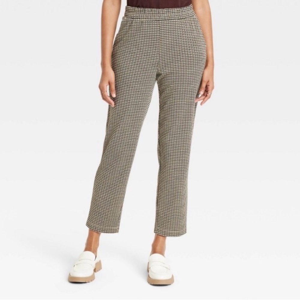 Target Women's Houndstooth Ankle Pants - Black and White